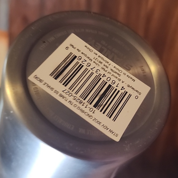 🍶Gently Used Silver/Shale Chrome Tumbler (30oz) - Picture 3 of 4